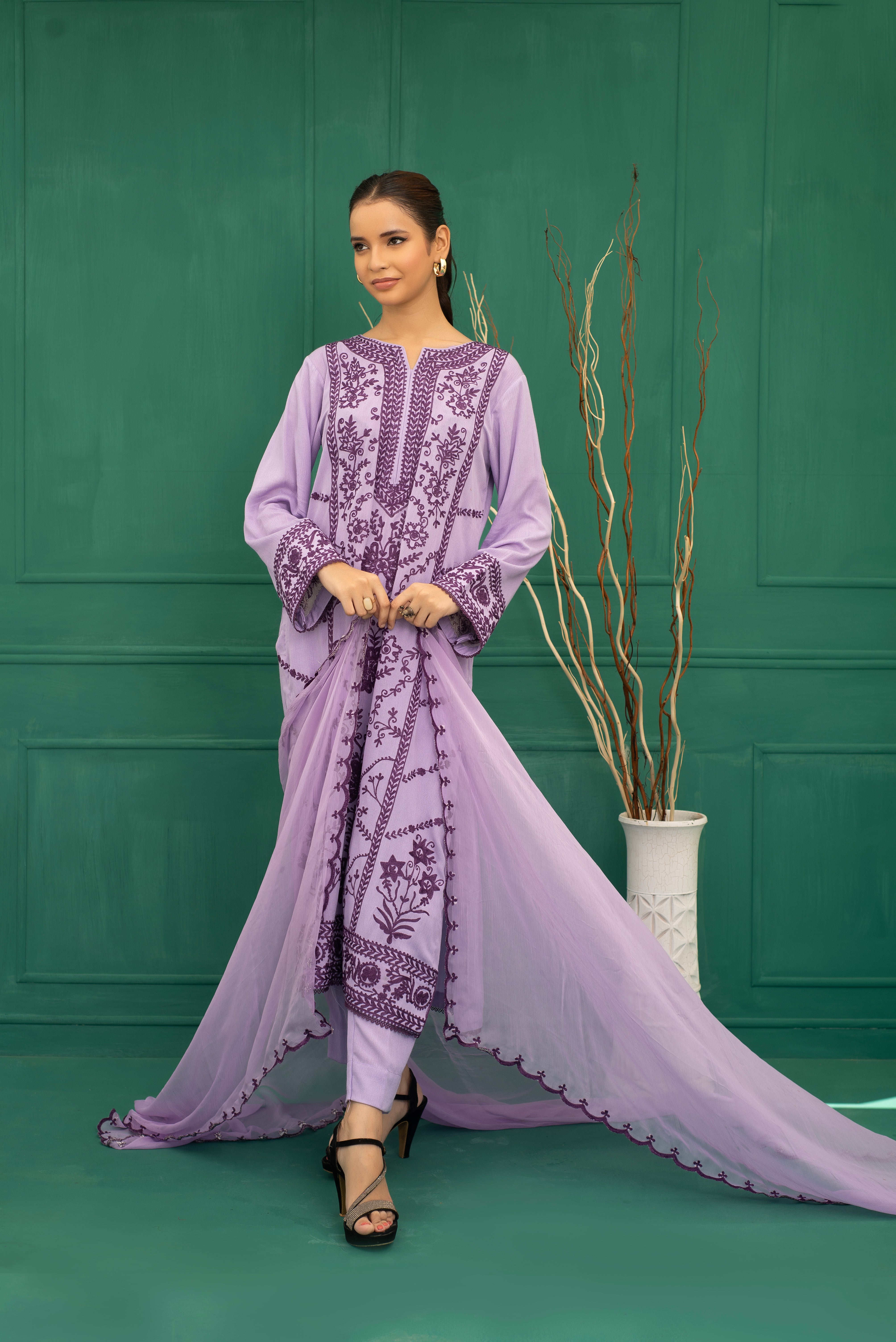 Dancing Lilly - The Berry Eid Edit by Maira Murtaqi