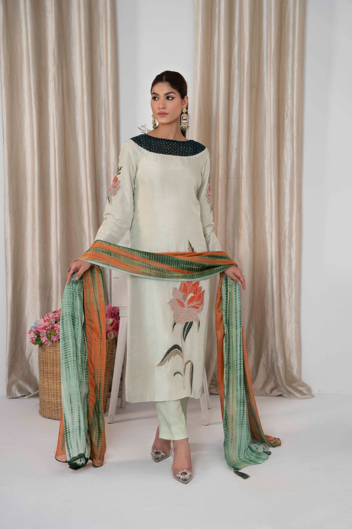 Dania - Nooreh by Hadia Batool