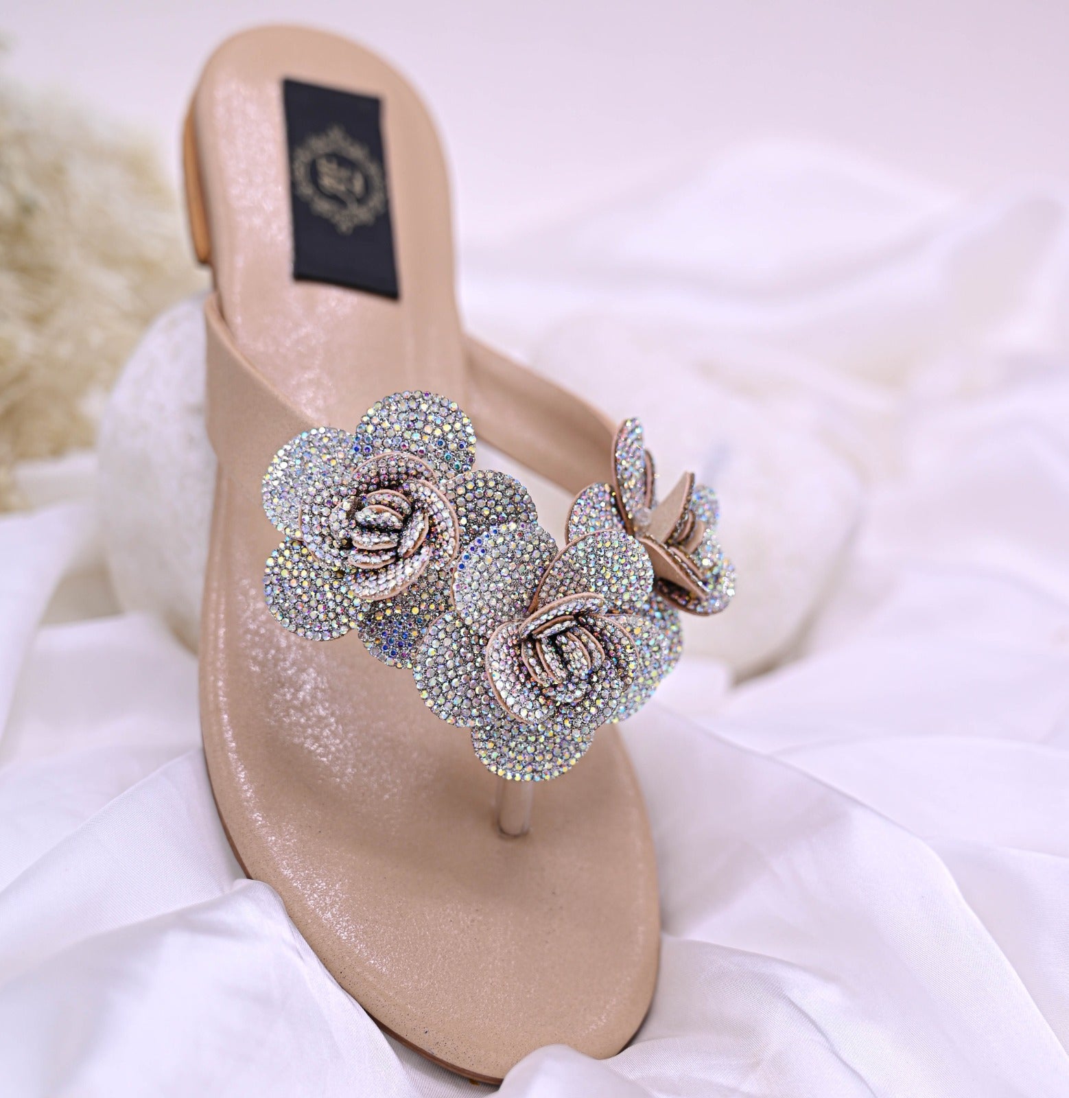 Rosatte beige - Sparkle by Anabia Fabiha