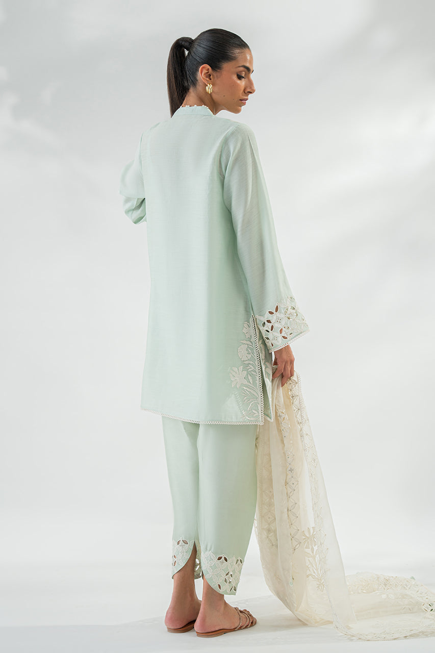 Liza - Azur Eid '24 by Sania Maskatiya