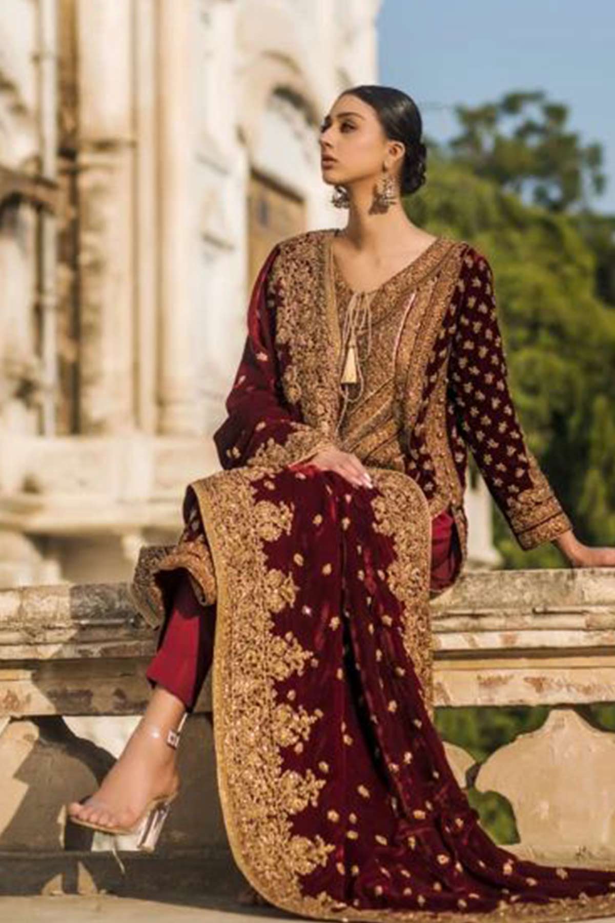 MARORI DORI EMBROIDERED MAROON VELVET KALI KURTA & SHAWL - Rizwan Beyg